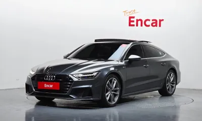 Audi A7 · 2021 год