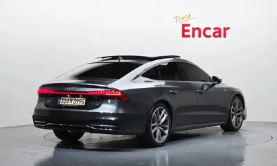 Audi A7 2021, 104580 км, за 25721.16 USD