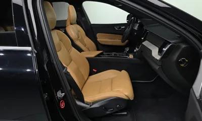 Volvo XC60 2020, 88365 км, за 19815 USD - фото 11