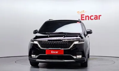 Kia Canival 2023, 60271 км, за 16901.77 USD