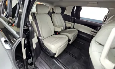 Kia Canival 2023, 60271 км, за 16901.77 USD - фото 11