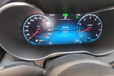 Mercedes-Benz C-Class 2021, 42500 км, за 22721 USD - фото 12