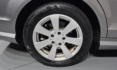 Mercedes-Benz C-Class 2013, 76218 км, за 4485.47 USD