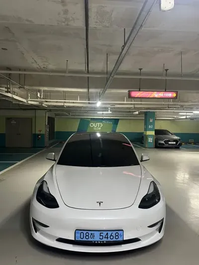 Tesla Model 3 2022, 80000 км, за 7319.77 USD - фото 1