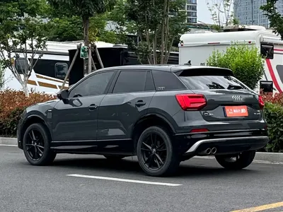 Audi Q2L 2021, 63000 км, за 9315.93 USD