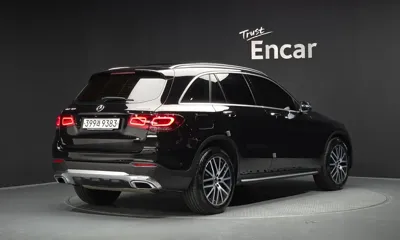 Mercedes-Benz GLC-Class 2020, 67524 км, за 21596.43 USD