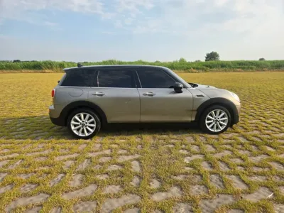 MINI Clubman 2016, 102337 км, за 4266.77 USD