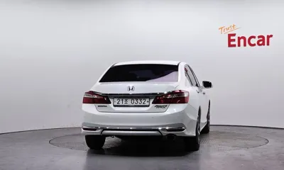 Honda Accord 2016, 99831 км, за 6603.65 USD