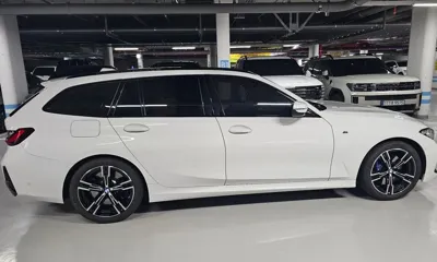 BMW 3-Series 2025, 9900 км, за 26021.36 USD