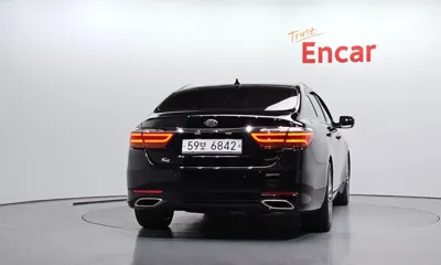 Kia K9 2018, 118511 км, за 8326.84 USD