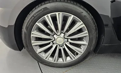 Kia K9 2018, 118511 км, за 8326.84 USD