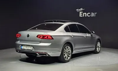 Volkswagen Passat 2022, 29329 км, за 19867.53 USD