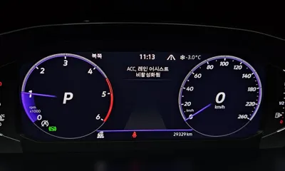 Volkswagen Passat 2022, 29329 км, за 19867.53 USD - фото 8