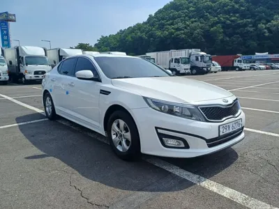 Kia K5 · 2015 год