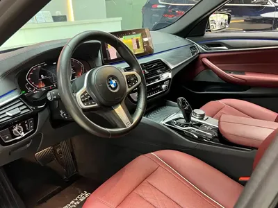 BMW 5 Series 2022, 85600 км, за 30885.07 USD - фото 8