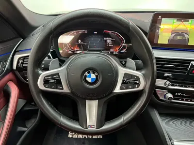 BMW 5 Series 2022, 85600 км, за 30885.07 USD - фото 14