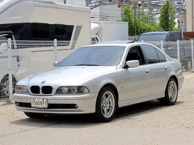 BMW 5-Series 2002, 131559 км, за 6180.07 USD