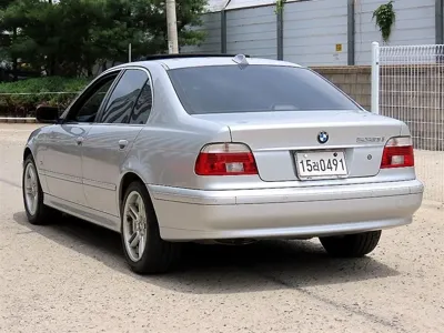 BMW 5-Series 2002, 131559 км, за 6180.07 USD