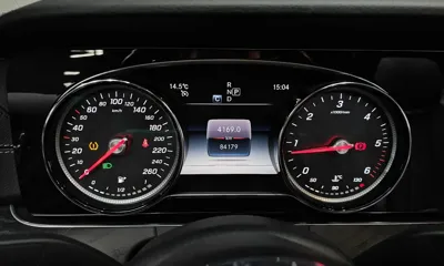 Mercedes-Benz E-Class 2019, 84179 км, за 20812.68 USD - фото 8