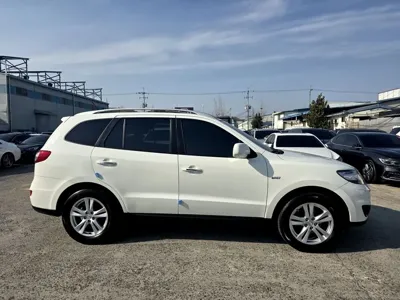 Hyundai Santafe 2011, 132668 км, за 3575.37 USD