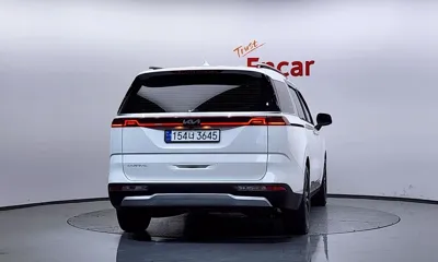 Kia Canival 2023, 63439 км, за 14983.72 USD