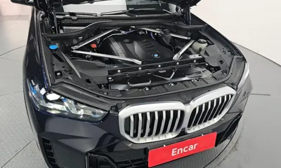 BMW X5 2025, 17331 км, за 83208.71 USD - фото 6