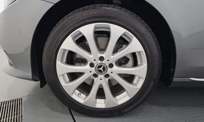 Mercedes-Benz E-Class 2019, 48265 км, за 18314.3 USD