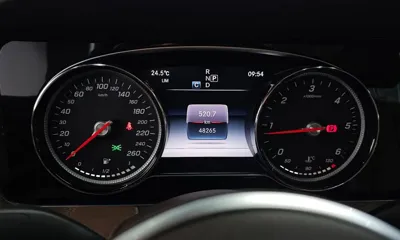 Mercedes-Benz E-Class 2019, 48265 км, за 18314.3 USD - фото 8