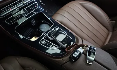 Mercedes-Benz E-Class 2019, 48265 км, за 18314.3 USD - фото 28