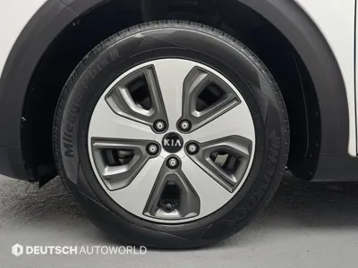 Kia Niro 2018, 191468 км, за 5342.02 USD