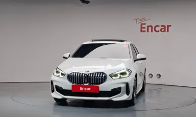 BMW 1-Series 2023, 31798 км, за 18511.23 USD