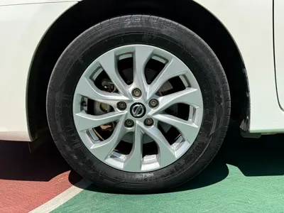 Nissan Sylphy 2023, 50000 км, за 7156.62 USD - фото 18