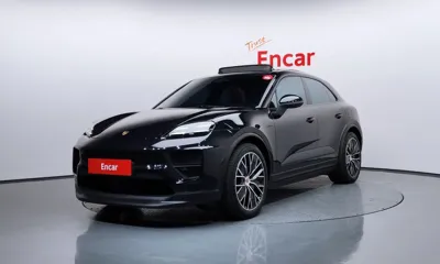 Porsche Macan · 2025 год