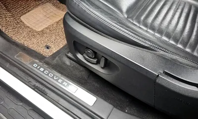 Land Rover Discovery Sport 2017, 122810 км, за 7285.98 USD - фото 32