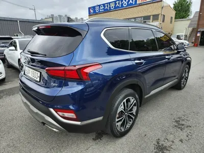Hyundai Santafe 2019, 128723 км, за 10994.64 USD