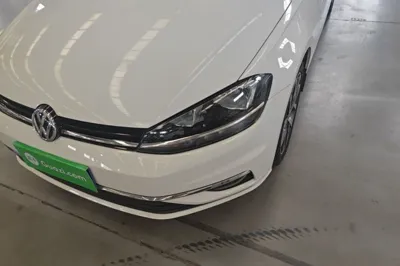 Volkswagen Golf 2020, 81100 км, за 10476 USD - фото 8