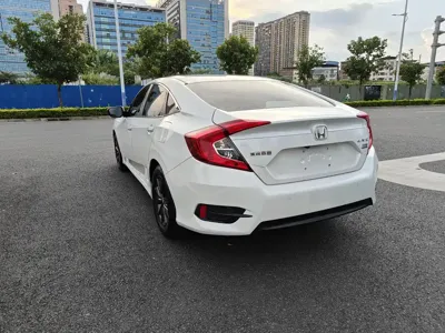 Honda Civic 2020, 64600 км, за 9534.84 USD - фото 7