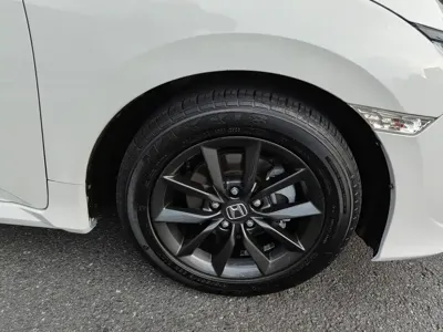 Honda Civic 2020, 64600 км, за 9534.84 USD - фото 16