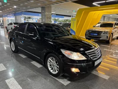 Hyundai Genesis · 2011 год