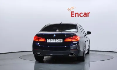 BMW 5-Series 2019, 79280 км, за 21361.57 USD