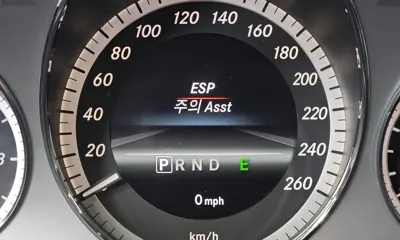 Mercedes-Benz E-Class 2013, 93726 км, за 5854.01 USD - фото 16