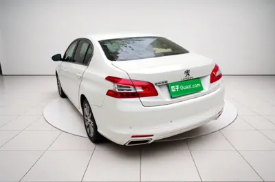 Peugeot 408 2016, 68600 км, за 6400 USD