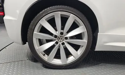 Volkswagen Scirocco 2012, 223127 км, за 3669.42 USD