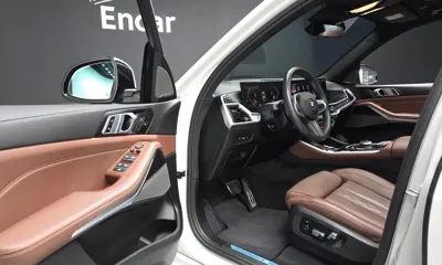 BMW X5 2025, 11379 км, за 84645.4 USD - фото 11