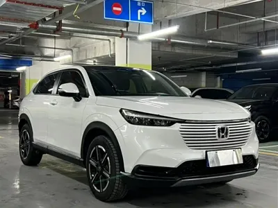 Honda Vezel 2023, 26000 км, за 17651.64 USD
