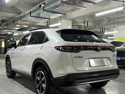 Honda Vezel 2023, 26000 км, за 17651.64 USD