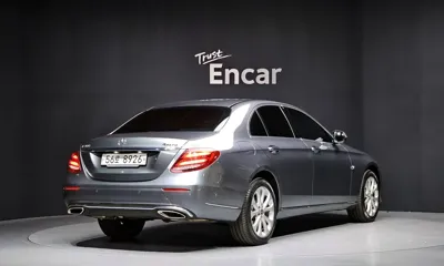 Mercedes-Benz E-Class 2019, 49809 км, за 17832.84 USD
