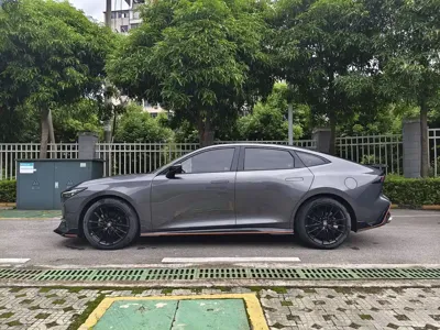 Changan UNI-V 2022, 42000 км, за 7798.55 USD