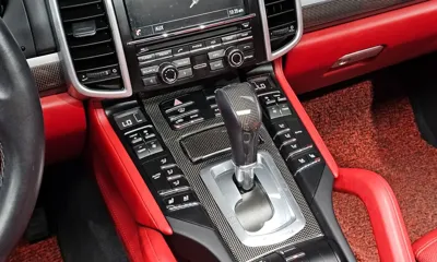 Porsche Cayenne 2016, 126946 км, за 18827.37 USD - фото 9