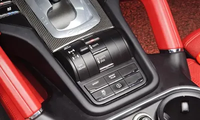 Porsche Cayenne 2016, 126946 км, за 18827.37 USD - фото 19